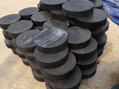 利川市板式橡胶支座由若干层橡胶片与薄钢板经加压硫化